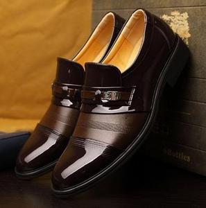 Zapatos planos de moda para hombre, calzado de piel sintética inglesa para hombre