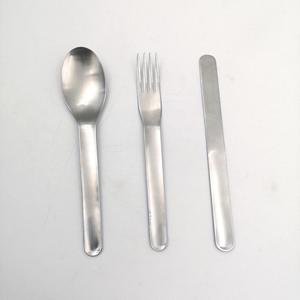 Cuillère <span class=keywords><strong>de</strong></span> vaisselle en acier inoxydable Offre Spéciale, ensemble <span class=keywords><strong>de</strong></span> couverts <span class=keywords><strong>de</strong></span> voyage, fourchette et couteau 3 pièces avec étui <span class=keywords><strong>de</strong></span> protection - Product Image 6