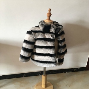Abrigo de invierno de piel de conejo <span class=keywords><strong>Real</strong></span> Rex teñido de <span class=keywords><strong>Chinchilla</strong></span> - Product Image 1