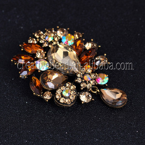 結婚式の装飾のためのアリババの承認されたメーカーと卸売結婚式のラインストーンのブローチ - Product Image 4