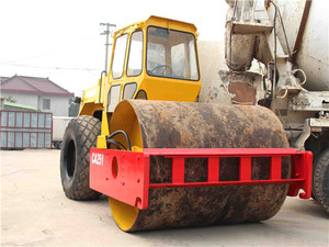 16 Ton titreşimli yol silindiri Dynapac CA251 ikinci el tek davul rulo CA251D CA25D CA30D CA301D satılık - Product Image 3