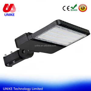 UNK-SL200D montaje fácil mantenimiento al aire libre 3030 LED 200 W eléctrica luces de <span class=keywords><strong>la</strong></span> <span class=keywords><strong>calle</strong></span> - Product Image 1