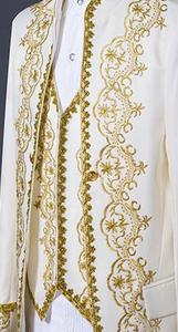 <span class=keywords><strong>Manteau</strong></span> <span class=keywords><strong>de</strong></span> <span class=keywords><strong>queue</strong></span> <span class=keywords><strong>de</strong></span> smoking pour hommes Designer Broderie Diamants Paillettes brillantes Diamants Décoration - Product Image 4
