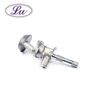 Pompe à huile moteur automobile 15110-71010 - Product Image 3