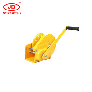 Hand lift and drag mini hand winch with two-way ratchet - Product Image 2