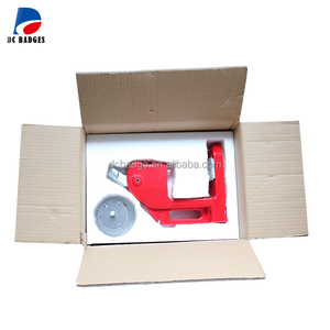 Nhôm tự làm nút máy sản xuất nút Huy hiệu máy làm - Product Image 4