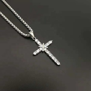 Wholesale Price Fashion <strong>Stainless</strong> <strong>Steel</strong> Cubic Zirconia Cross Diamond Necklace Men 18K Gold Crystal <strong>Jewellery</strong> - Product Image 3