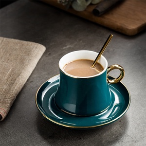 แฟนซีชุบทองการออกแบบที่ไม่ซ้ำกันสีทึบตะวันตกถ้วยกาแฟเซรามิกจานรอง - Product Image 6