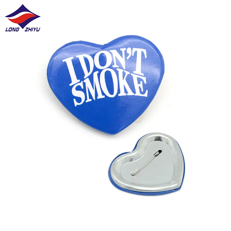 Longzhiyu 15 лет Заводская кнопка в форме сердца, значки, индивидуальный логотип, жестяная металлическая лацкана, булавки для сувениров