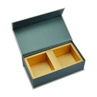 Boîtes cadeaux de luxe haut de gamme en carton gaufré personnalisées, qualité alimentaire, pour thé et safran, avec feuille d'or, recyclables, à fermeture magnétique et séparateur.