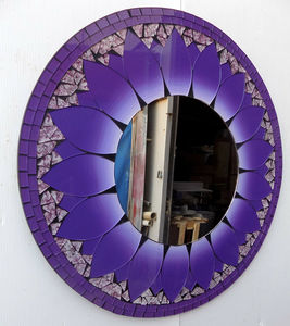 Gương Tròn Phòng Tắm Hiện Đại Với Khung Kính Khảm - Product Image 3