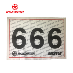 Numéros de bavoir en tissu de taille personnalisée Marathon Running Race Numbers - Product Image 1
