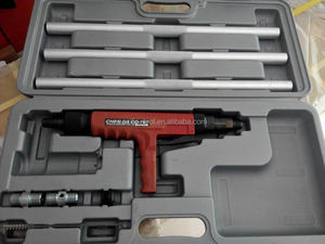 <span class=keywords><strong>Pistola</strong></span> <span class=keywords><strong>de</strong></span> <span class=keywords><strong>Clavos</strong></span> Neumática PT-767 para Concreto, Herramienta para Techos Divididos - Product Image 2