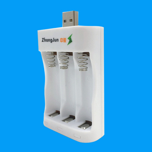 Высокое качество 3 отдельных <span class=keywords><strong>NiCd</strong></span> <span class=keywords><strong>NiMH</strong></span> батареи usb зарядное устройство для общего AA или AAA батареи производитель - Product Image 3