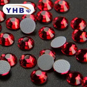 YHB gros haute qualité grand rouge dos plat strass en vrac cristal Flatback Hot Fix strass