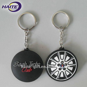 De goma nombre barato al por mayor llaveros personalizados a granel - Product Image 4