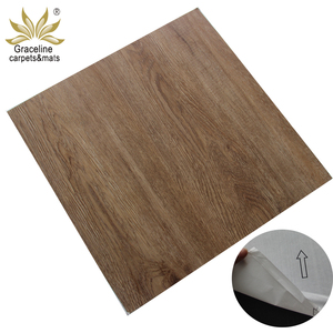 Carreaux de sol en vinyle <span class=keywords><strong>PVC</strong></span> autocollants modernes, revêtement de sol en plastique d'intérieur avec fonction antidérapante pour usage professionnel - Product Image 3