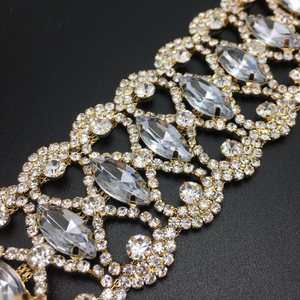 HANSIDON Luxury Rhinestones <strong>Chokers</strong> Statement <strong>Necklace</strong> for Women Big <strong>Crystal</strong> <strong>Necklace</strong> Wedding Jewelry Maxi Collars - Product Image 4