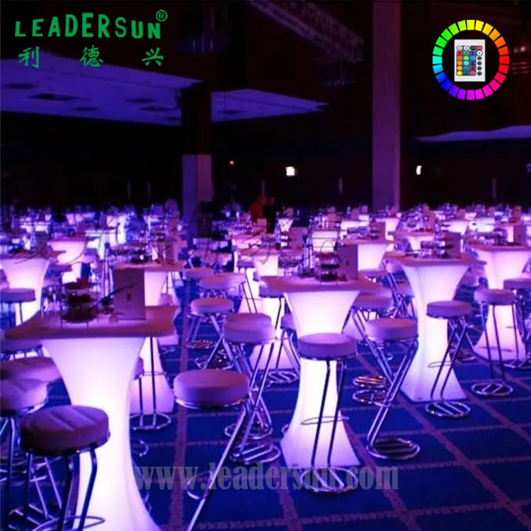 LEADERSUN Led Bar Möbel Großhandel China wiederauf ladbare beleuchtete Outdoor-Party Event Hochzeit Led Square Table