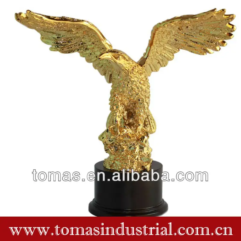 Nuevo diseño exquisito de metal de encargo de oro águila