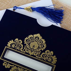 <span class=keywords><strong>Invito</strong></span> Matrimoniale in Velluto Blu con Nappa e Stampa in Lamina, Vendita Speciale - Product Image 6