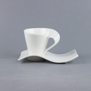 Speciale un cenno a forma di Ceramica Tazza di Caffè E Piattino Set - Product Image 1