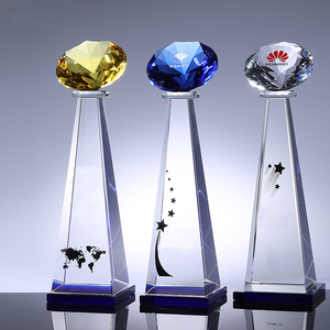 Nuevo diseño Crystal Diamond Trophy Award Otros productos artesanales de cristal - Product Image 4