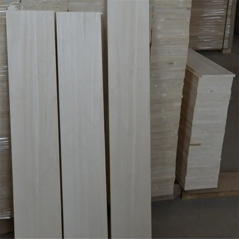 יצוא כיתה סטנדרטי עץ גדלים בנייה מנוסר עץ פאולוניה עץ לבניית 4x8 'מוצק עץ עבור Funiture