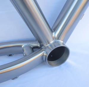 Novo Modelo de Quadro de Bicicleta de Estrada em Titânio de Alta Qualidade ISP 700C com Tubo de Direção Externo e Roteamento de Cabos Externo - Product Image 5