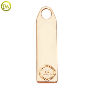 Etiquetas extractoras de cremallera con letras doradas para zapatos personalizadas, accesorios para bolsos de aleación de Zinc, deslizador de cremallera de marca con logotipos - Product Image 3