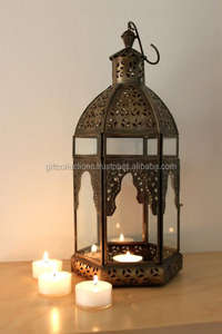 Collections de cadeaux de qualité supérieure Lanterne à bougie en métal faite à la main Support de pilier Lanternes de mariage de jardin suspendues décoratives Meilleur - Product Image 4