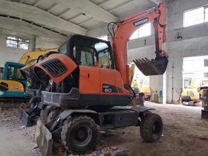 Excavatrice sur pneus Daewoo Dx60 d'occasion 2012 - Product Image 2