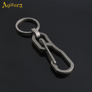 Parti Hediyeleri Fabrikası Toptan Özelleştirilmiş Paslanmaz Çelik Yüksek Kaliteli Hediyelik Eşya Metal Askılı Toka Anahtarlık - Product Image 2