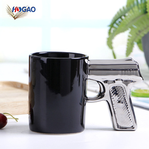 Taza <span class=keywords><strong>de</strong></span> cerámica única, creativa, <span class=keywords><strong>de</strong></span> oro y plata, para pistola, taza <span class=keywords><strong>de</strong></span> café con personalidad, fabricante <span class=keywords><strong>de</strong></span> China, venta al por mayor - Product Image 3