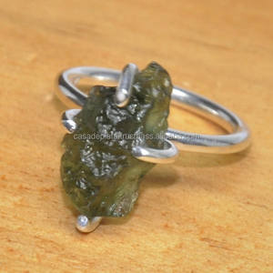 Anillo de Plata de Ley 925 con piedras preciosas de moldavita de corte áspero, anillo de moda Chapado en plata clásico para aniversario de bodas para mujer. - Product Image 2