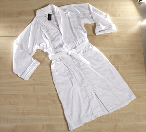 Personalizada cuello chal blanco acanalado 5 estrellas hombres raya Albornoz <span class=keywords><strong>de</strong></span> terciopelo - Product Image 2