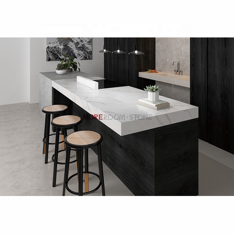 Инженерный обеденный стол из белого кварца