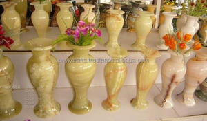 แจกันหินโอนิกซ์สไตล์โมเดิร์นสำหรับห้องนั่งเล่นสำหรับงานแต่งงาน - Product Image 1