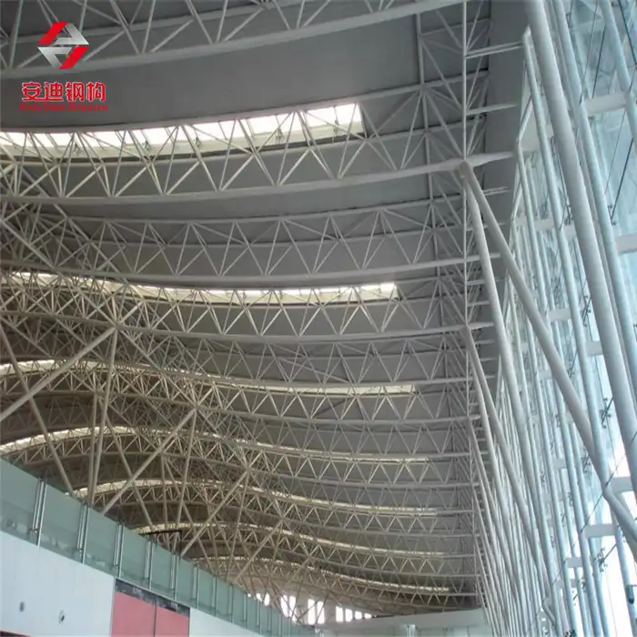 Structural steel frame galvanized arch roof truss system bus station
