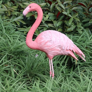 Toptan bahçe hayvan heykelleri, flamingo heykelcik kuşlar özel tasarım ev dekor çim flamingo havuzu parti süslemeleri.