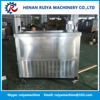 Machine automatique de fabrication de sucettes glacées pop du fournisseur chinois Alibaba pour l'eau et le lait de fruits avec de nouveaux composants de moteur