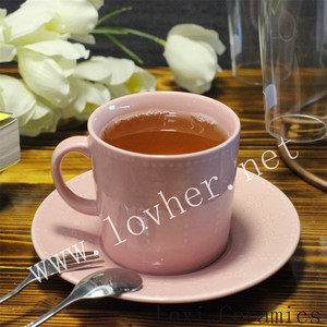 Rosa en relieve porcelana taza <span class=keywords><strong>de</strong></span> té y platillo taza <span class=keywords><strong>de</strong></span> té <span class=keywords><strong>de</strong></span> cerámica con plato <span class=keywords><strong>para</strong></span> la boda, hogar, hotel, restaurante - Product Image 2
