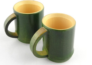 Tazza da caffè in bambù di colore verde naturale con manico - Product Image 2