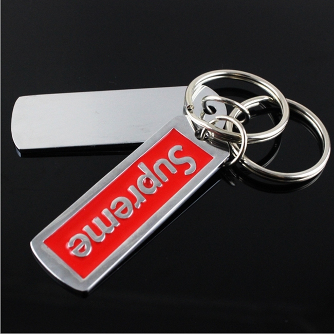 Métal d'émail de Keychain en métal en alliage de zinc adapté aux besoins du client par prix usine
