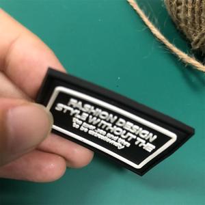 <span class=keywords><strong>2018</strong></span> ออกแบบใหม่ยางแท็กกระเป๋าเดินทาง pvc: - Product Image 4
