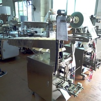 Machine d'emballage linéaire à ballons automatique avec fonctions d'emballage d'étiquetage par collage pour cigarettes alimentaires et vêtements