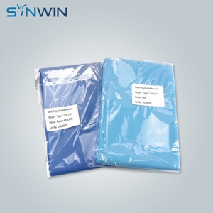 100% <span class=keywords><strong>Polypropylene</strong></span> अस्पताल के मेडिकल गैर बुना बिस्तर शीट रोल कपड़े निविड़ अंधकार गैर बुना डिस्पोजेबल नीले अस्पताल के बिस्तर शीट