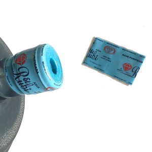 Etiqueta encolhedora do pvc da fábrica da <span class=keywords><strong>china</strong></span> impressão para o tampão 5 galão da garrafa