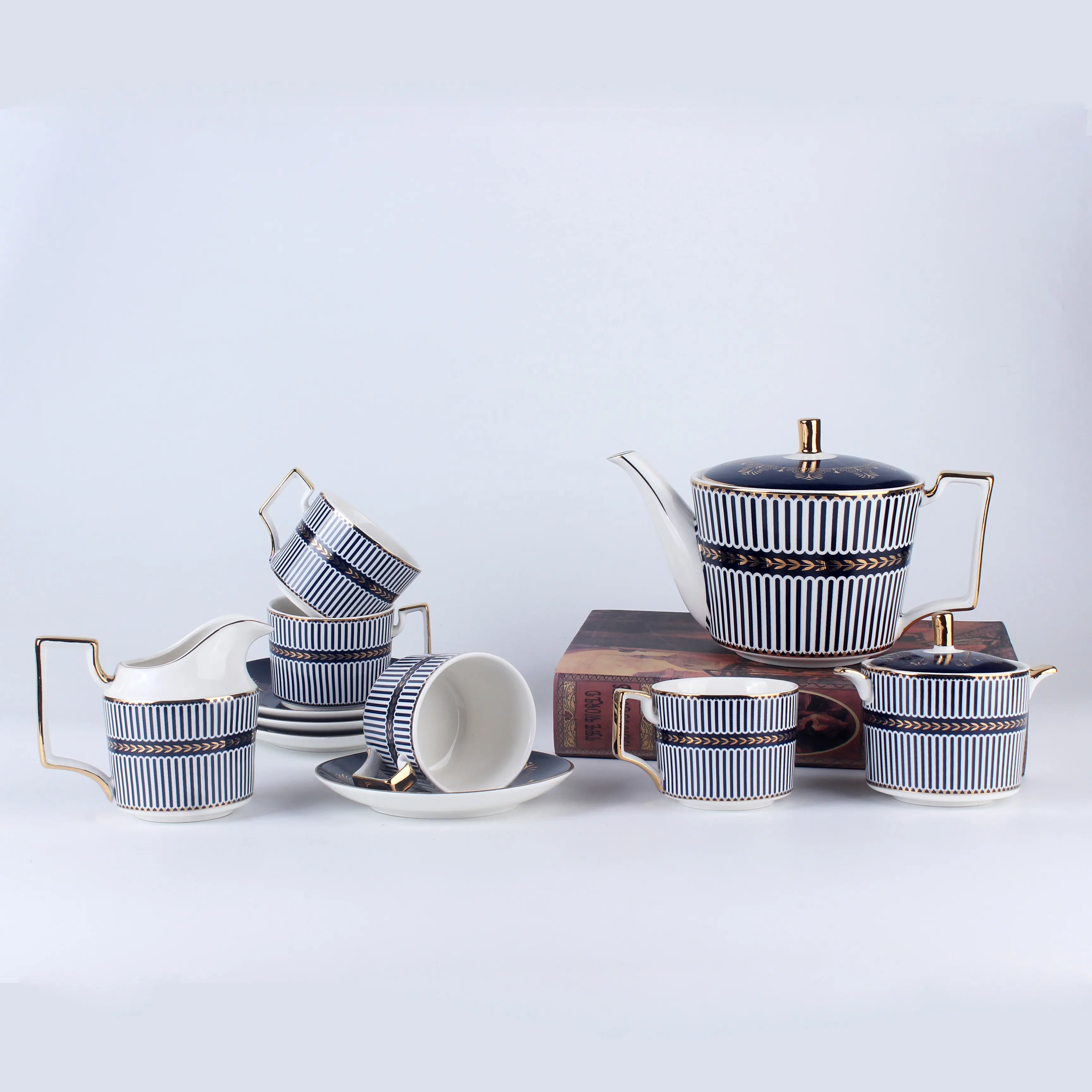 Hochwertiges Porzellan-Teeset Fine Bone China Coffee Tea Set