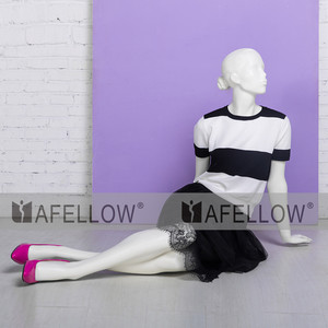 <span class=keywords><strong>Mannequin</strong></span> féminin allongé sur le sol, <span class=keywords><strong>mannequin</strong></span> <span class=keywords><strong>femme</strong></span> assise Alma 1 - Product Image 1